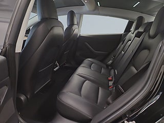 Tesla Model 3 Performance AWD S&V-Hjul/Pano/skinn/Kamera/Navigation – bild 13