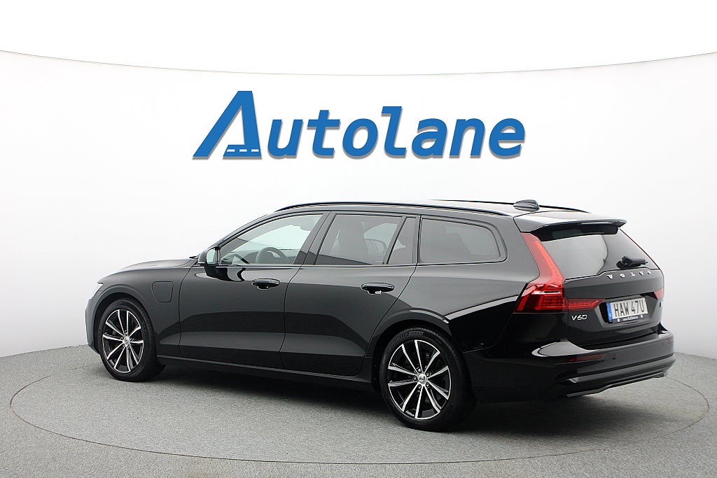 Volvo V60 Recharge T6 AWD Plus Dark, B-Kamera, Drag, Skinn, 398hk
