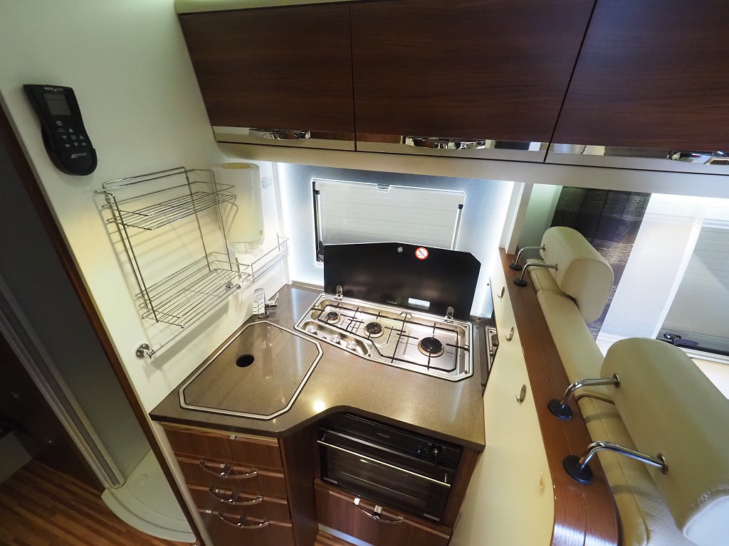 Adria Coral 670 SL Supreme I ALDE I Solcell I 150hk