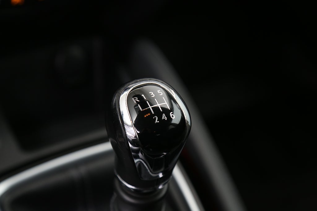 Nissan Qashqai 1,2 DIG-T 115hk Keyless Navi 360°-kamera 2018