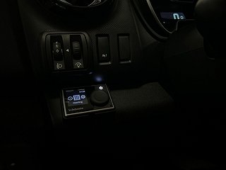 Nissan NV300 Skåpbil 2.9t 2.0 S&V-hjul/Drag/Backkamera/Värm