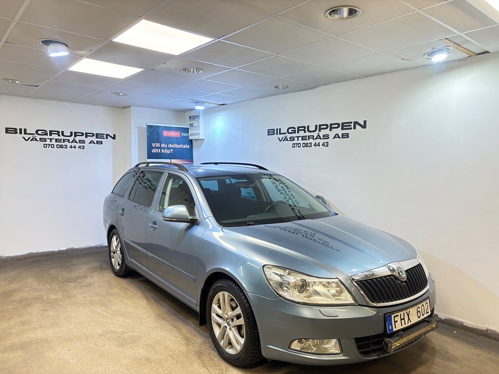 Skoda Octavia Kombi 1.6 TDI / Drag / P-Sens / Ny Bes / Ny Kamrem