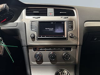 Volkswagen Golf 5-dörrar 1.4 TSI BMT MultiFuel Motorvärmare S/V-hjul – bild 11