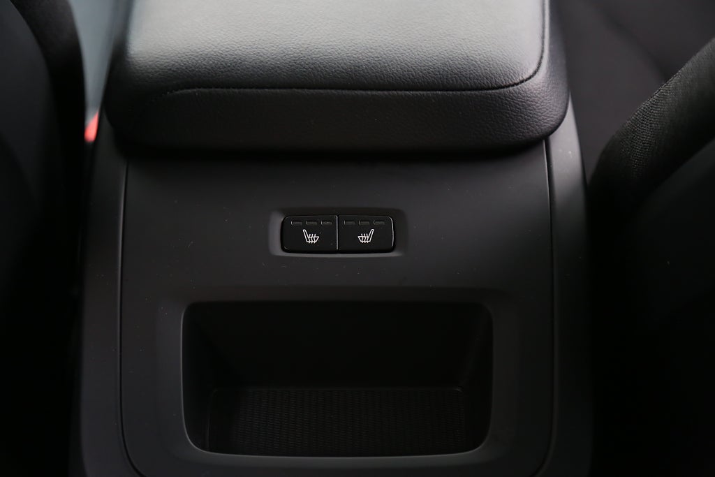 Volvo V60 D3 150hk Momentum Edition Aut Navi VOC Drag 2019