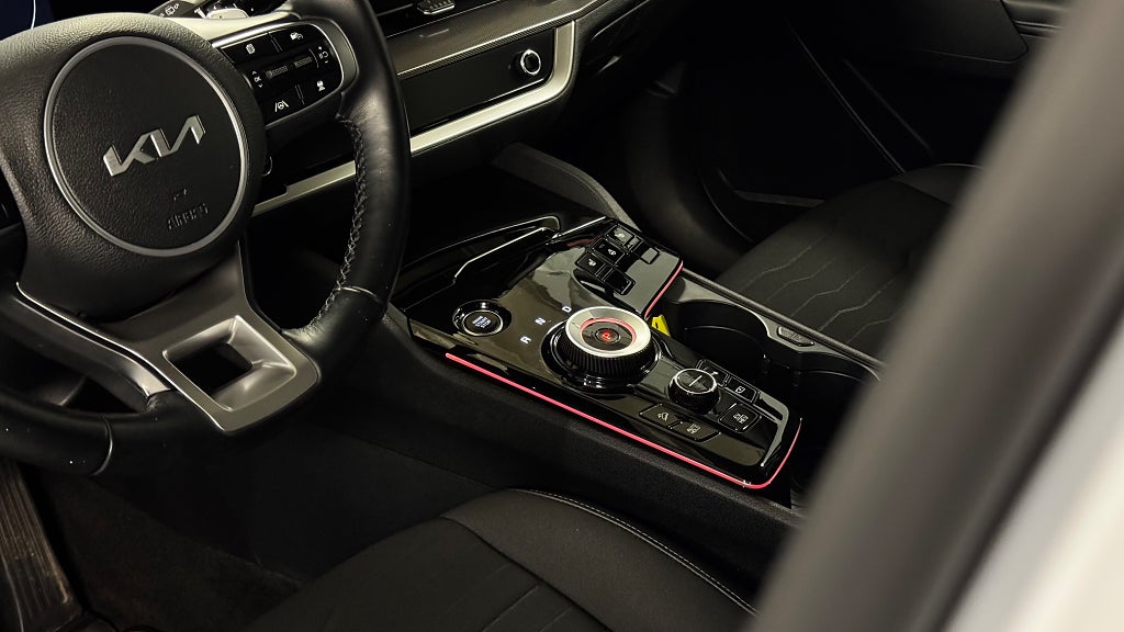 Kia Sportage PHEV Advance Drag Adaptiv fart Värmare 360 kamera H/K bild 21