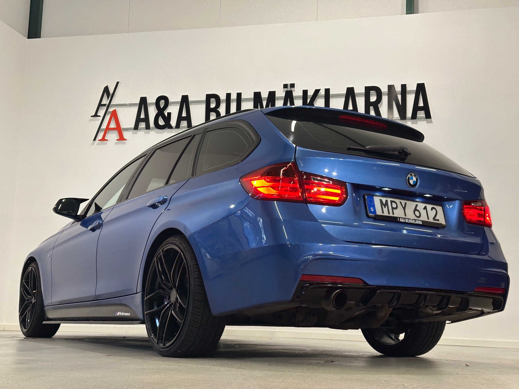 BMW 335 2015, bild 4/51