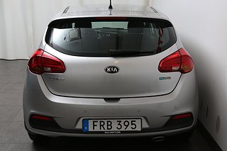 Halvkombi Kia Ceed 7 av 21