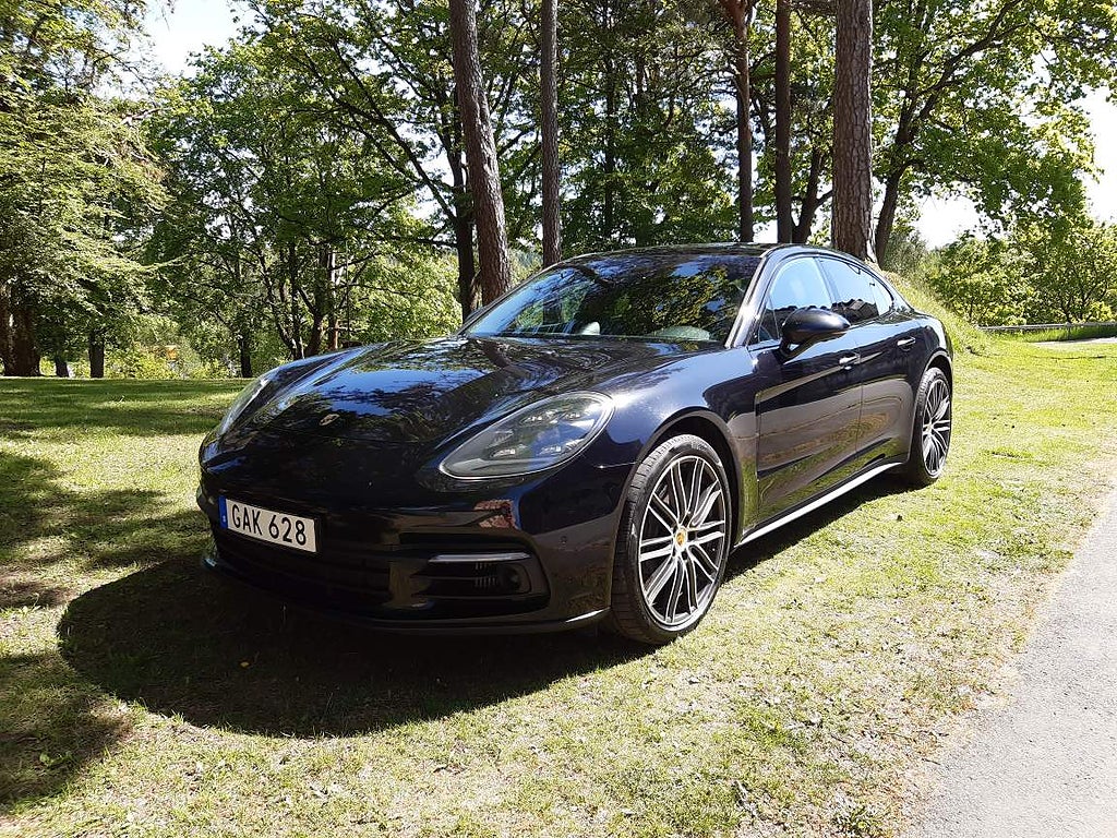Porsche Panamera 4S PDK 4S 