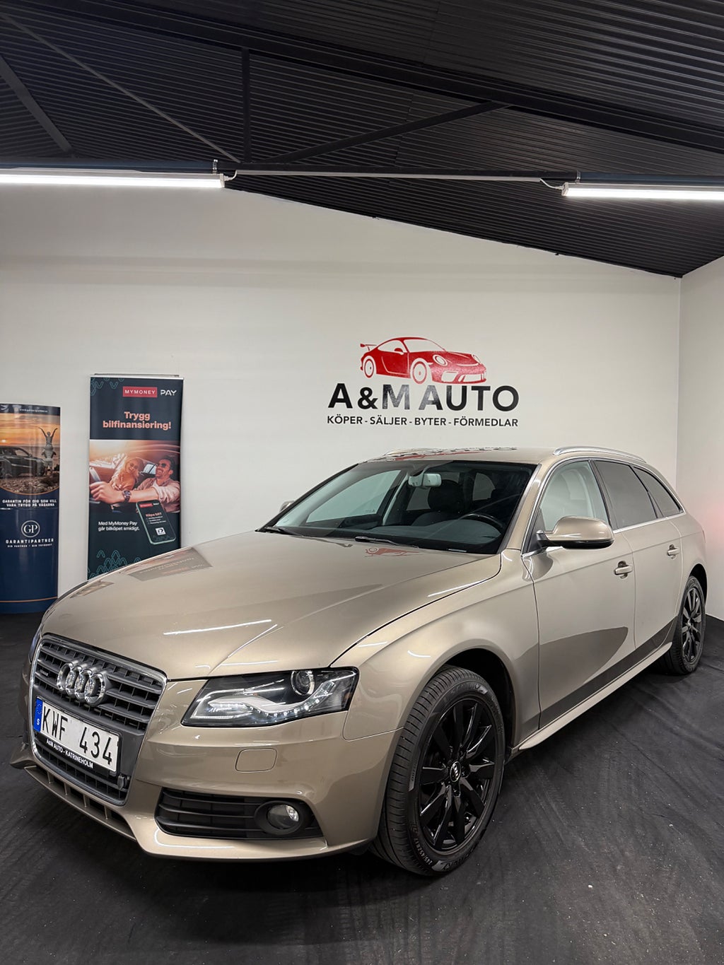 Audi A4 Avant 2.0 TDI DPF Quattro - Dragkrok / Kamrem bytt