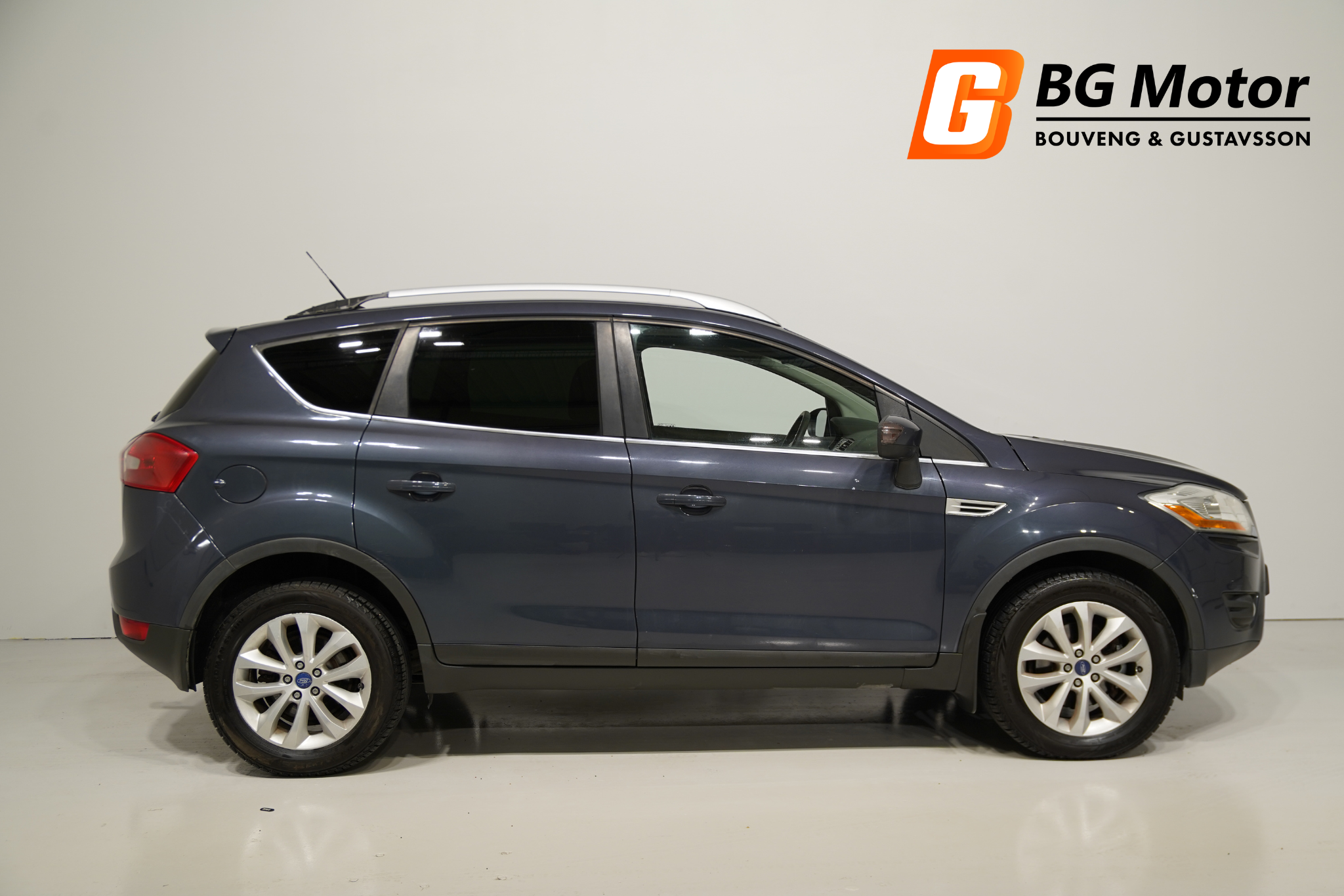Ford Kuga 2011, bild 2/34