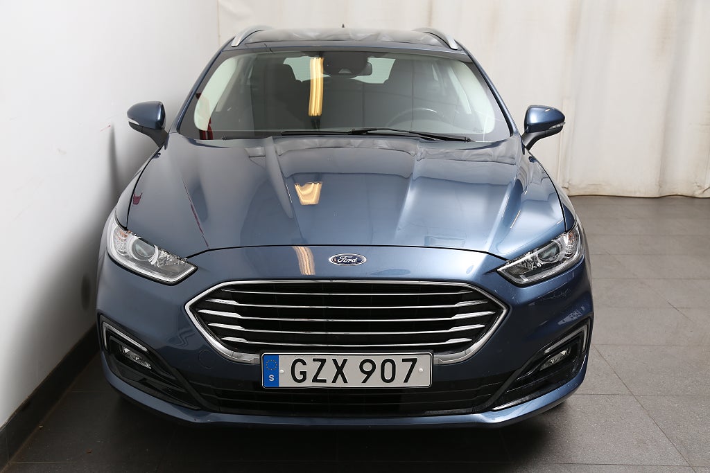 Ford Mondeo Hybrid E-CVT Titanium Aut 187hk Kombi Navi Dragkrok 2022