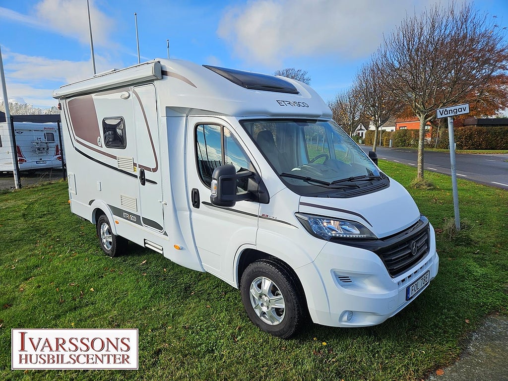 Etrusco T 5900 FR / Dubbelbädd / Under 6m