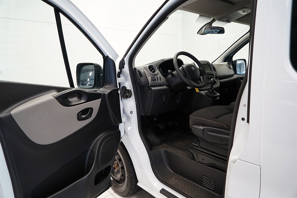 Renault Trafic 2019 - miniatyr 5