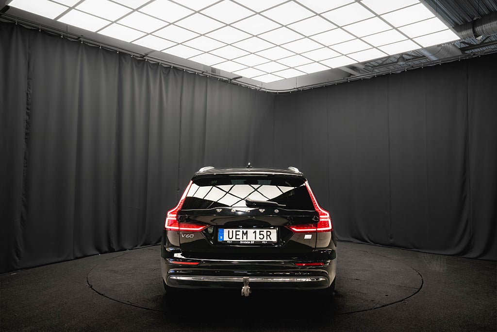Volvo V60 Recharge II T6 AWD DRAG KAMERA BLIS 96%SoH 1-ÄGARE MOMS