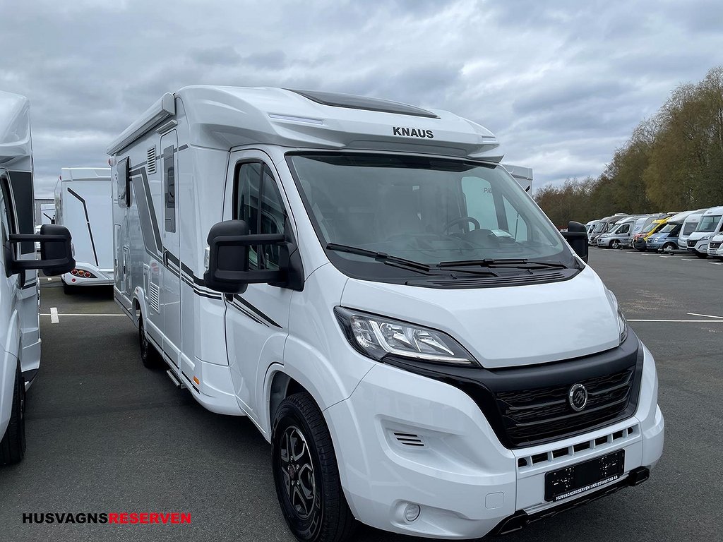 Knaus Sky TI Platinum Selection 700 MEG