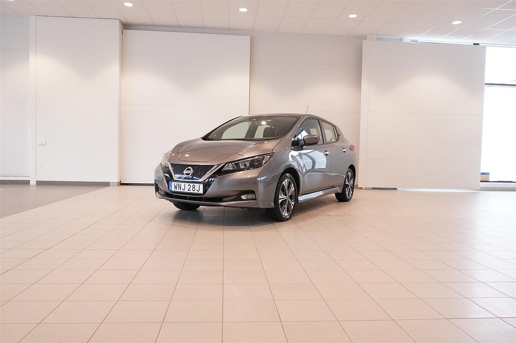 Nissan Leaf 5dr Acenta 62 kWh 218hk