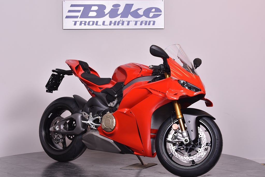 Ducati Panigale V4 S 4 km / Som ny /spara 63,1k /lev-redo