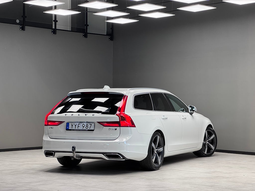 Volvo V90 2018 - miniatyr 2