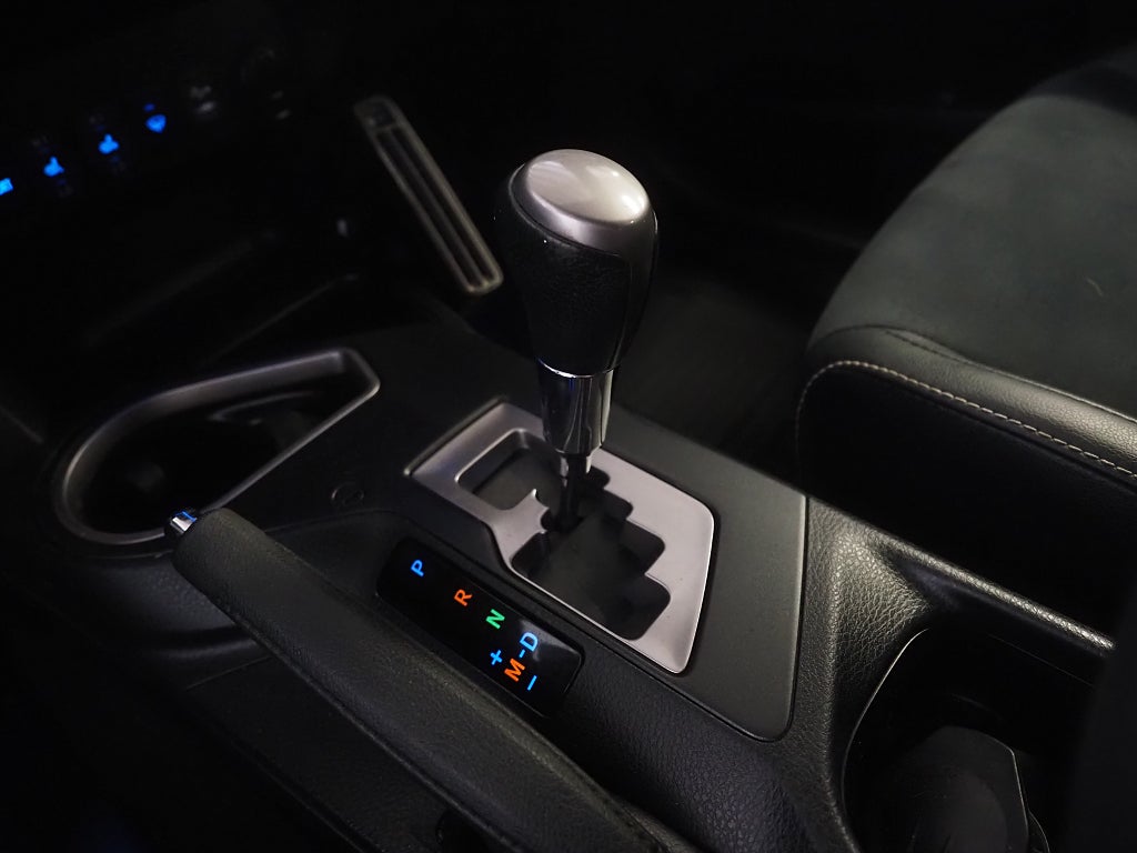 Toyota RAV4 2.0 Dual VVT-i AWD S X-Edition Drag Navi Kamera M-Värm 2018