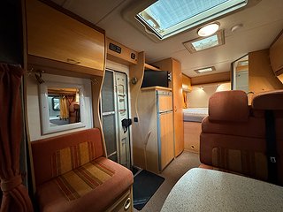 Husbil-halvintegrerad Eura Mobil P672 SB 4 av 18