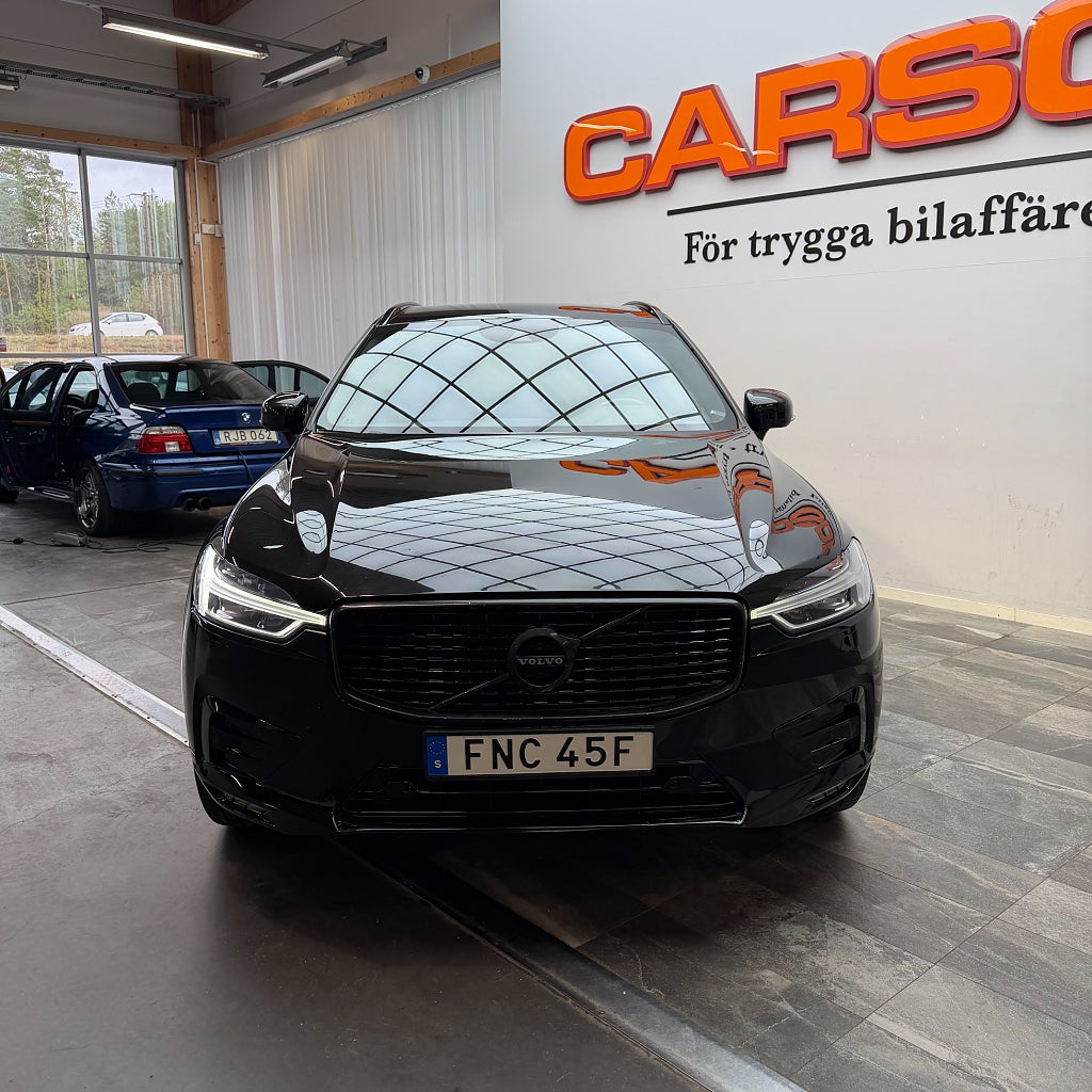 Volvo XC60 B4 AWD R-Design H&K Carplay Värmare Drag Kamrem Bytt!