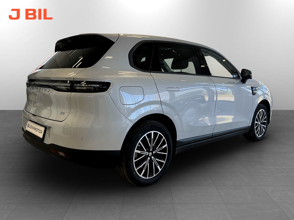 Bild på Leapmotor B10 EREV Design (Räckviddsförlängare, upp till  900km)