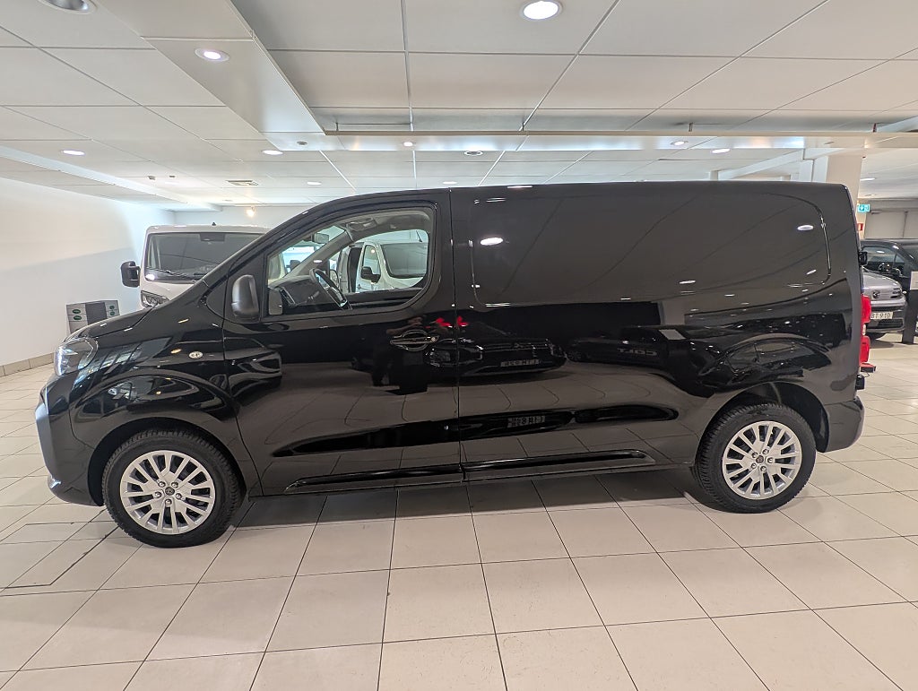 Bild på Peugeot Expert L2 BlueHDi 145 hk AUT Euro 6 Värmare/Drag