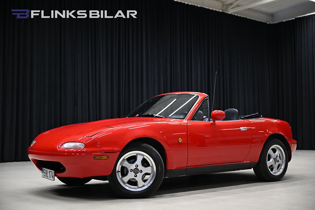 Mazda MX-5 1.6 115HK Softtop|