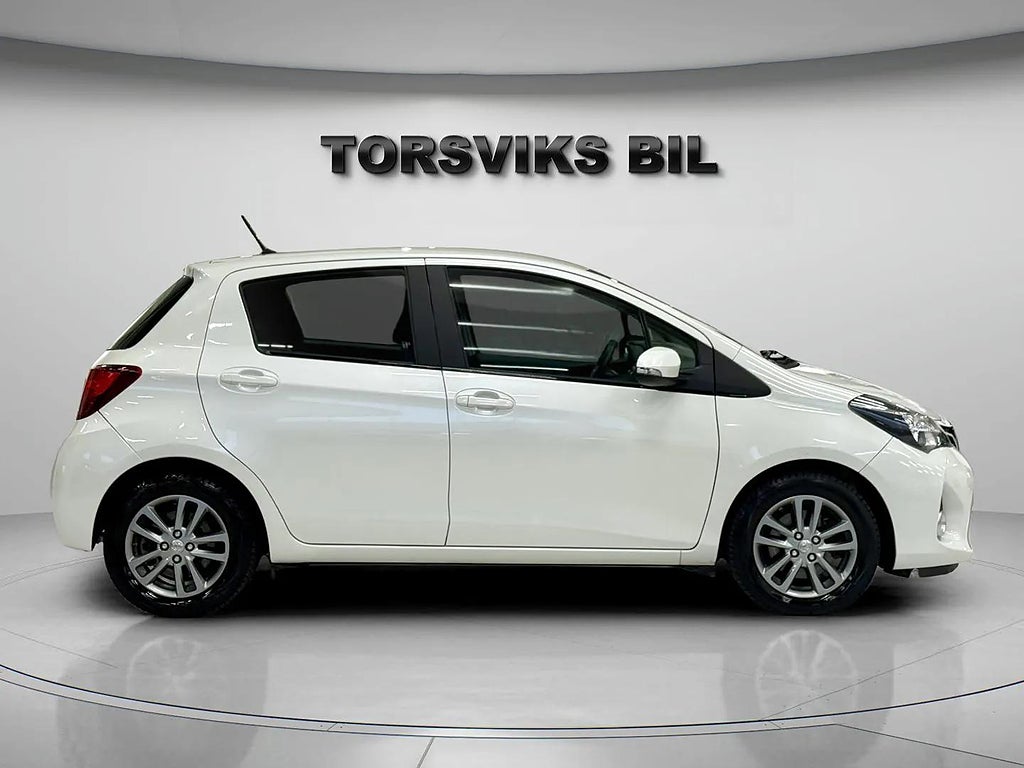 Toyota Yaris Hybrid e-CVT 101hk - miniatyr 7