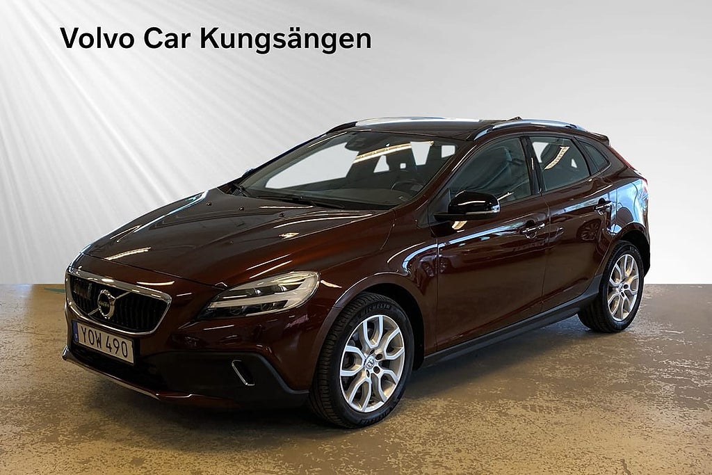 Volvo V40 Cross Country T3 Pro Edition DRAG/LÄDER/BLIS/KA...
