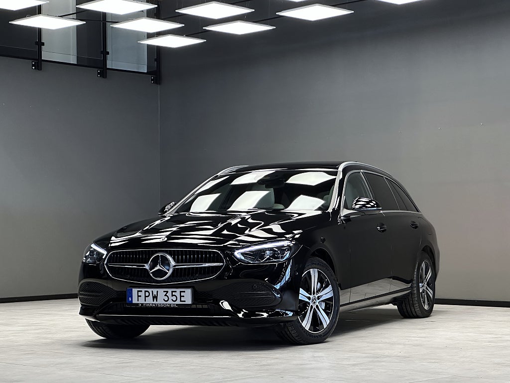Mercedes-Benz C 300 T e Avantgarde / Navi / Pano / Carplay / Helskinn 