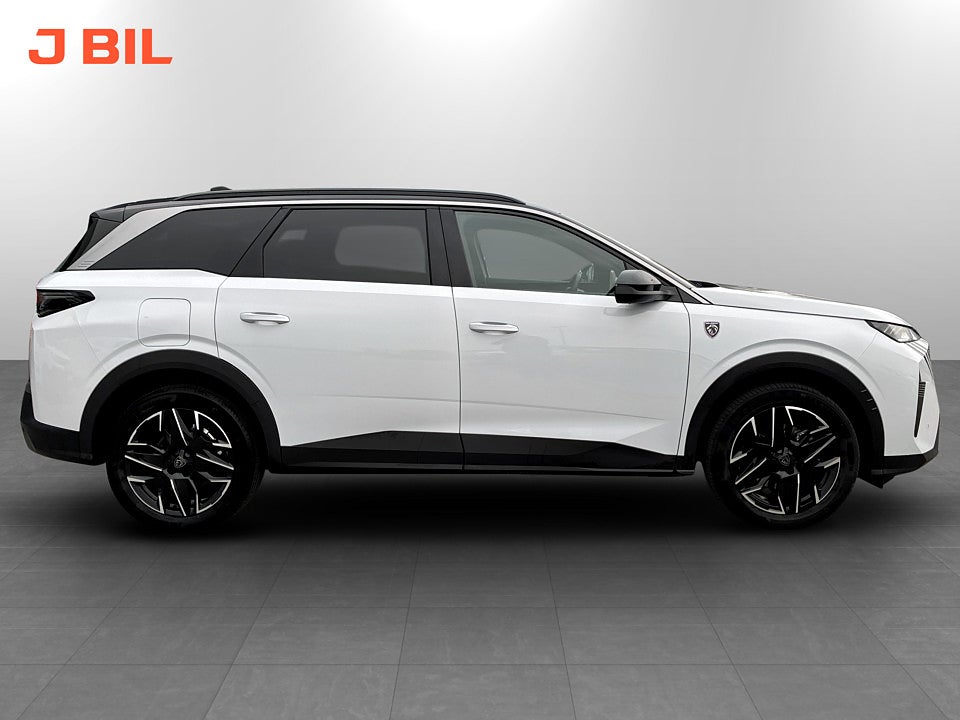 Bild på Peugeot 5008 GT Hybrid 145hk Aut 7-SITS B-KAMERA CARPLAY