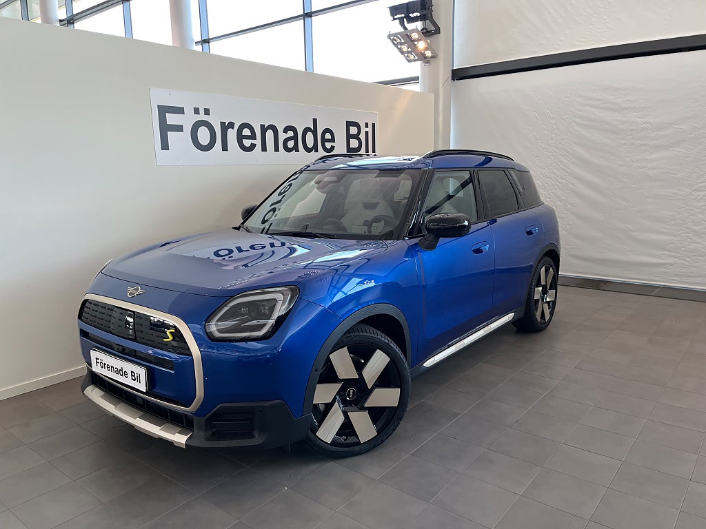 MINI Countryman SE ALL4  Favoured Trim Paket XL