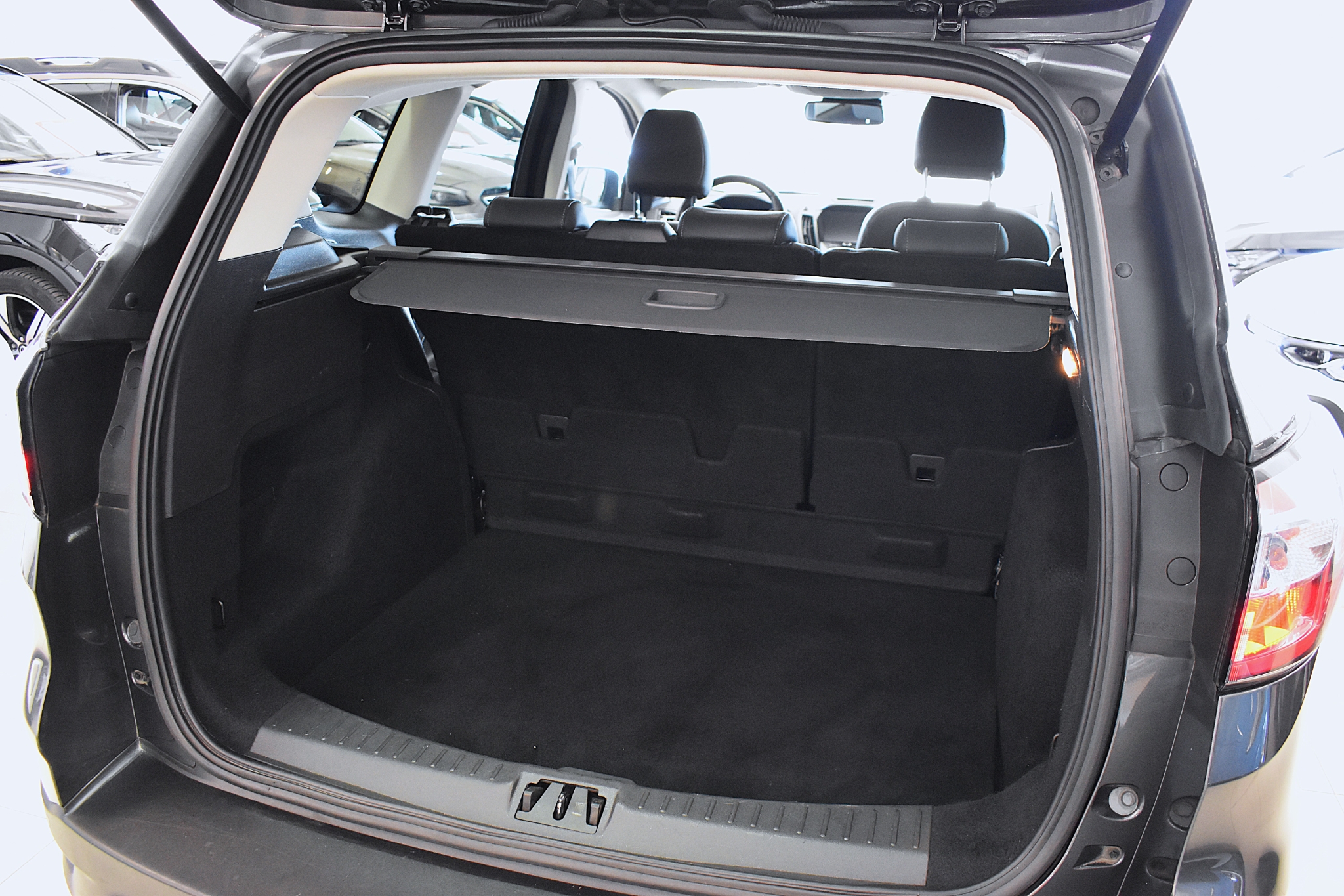 Ford Kuga 1.5 EcoBoost Titanium 2018, bild 5/57