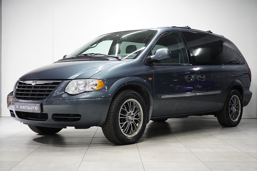 Chrysler Town & Country LWB 3.8 V6 Taklucka 7 Sits Nyservad