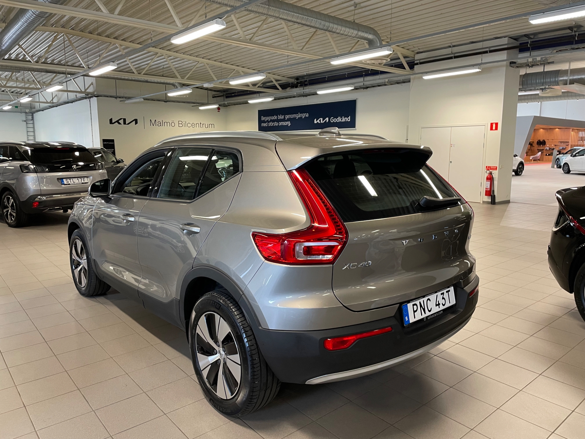 Volvo XC40 2022, bild 2/40