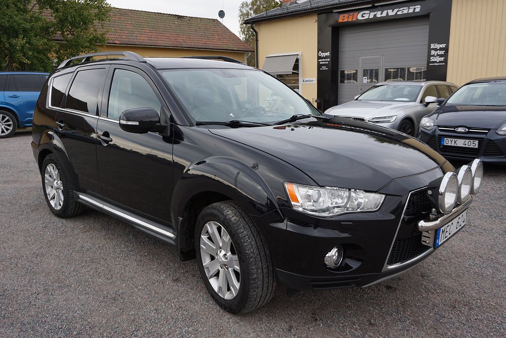 Mitsubishi Outlander 2.4 4WD CVT Aut/Drag/7-Sits