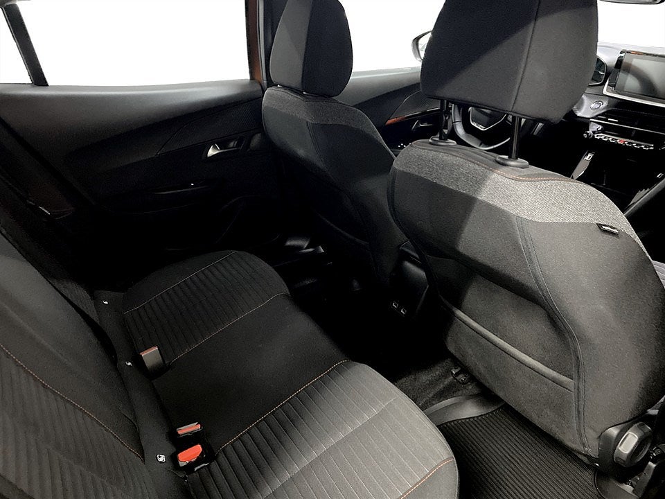 Bild på Peugeot E-2008 Active Pack 50 kWh 136hk Aut - CARPLAY