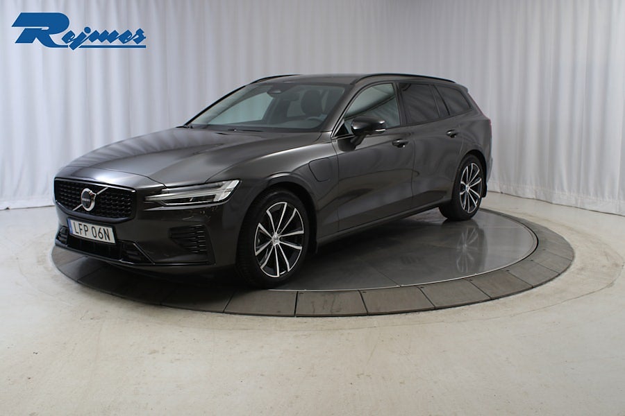 Volvo V60 T6 Plus Dark Nordic Edition