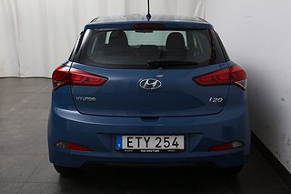 Halvkombi Hyundai i20 8 av 18