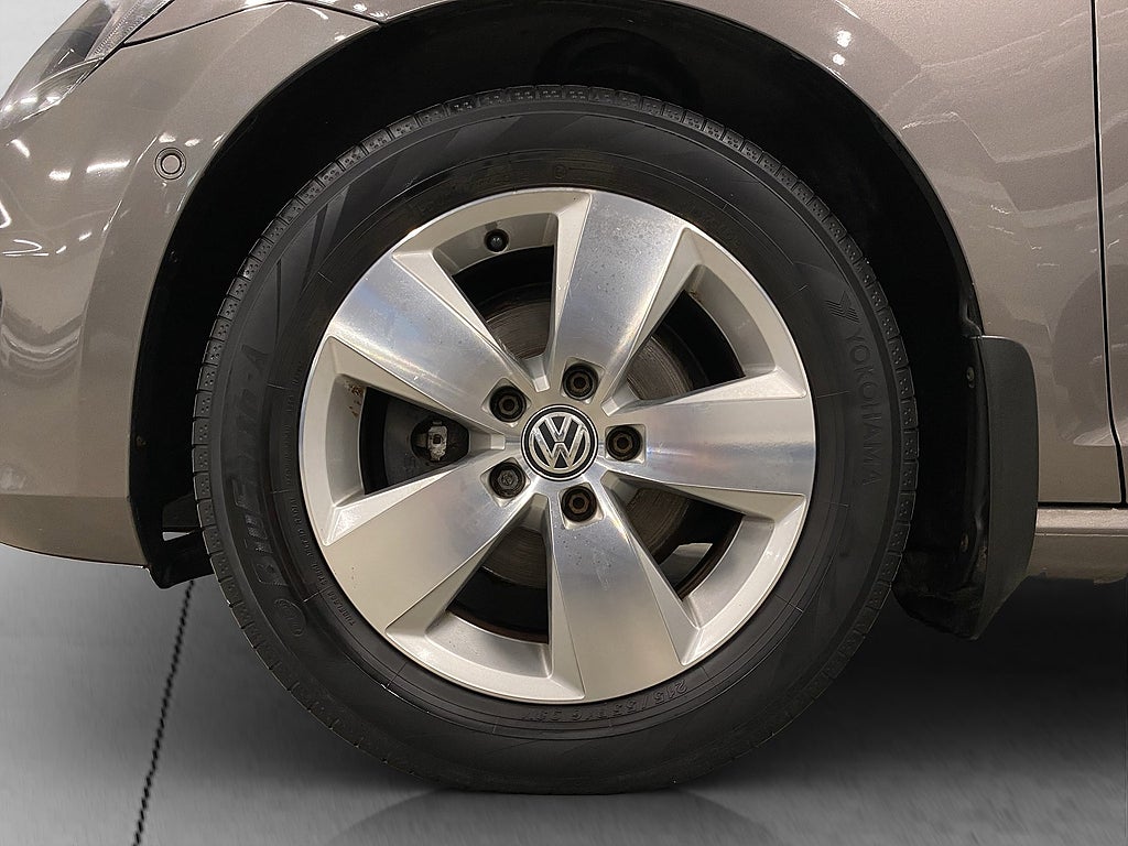 Volkswagen Golf 5-dörrar 1.6 TDI Masters, FR. 2,99%, Navi, Värmare, Pano,