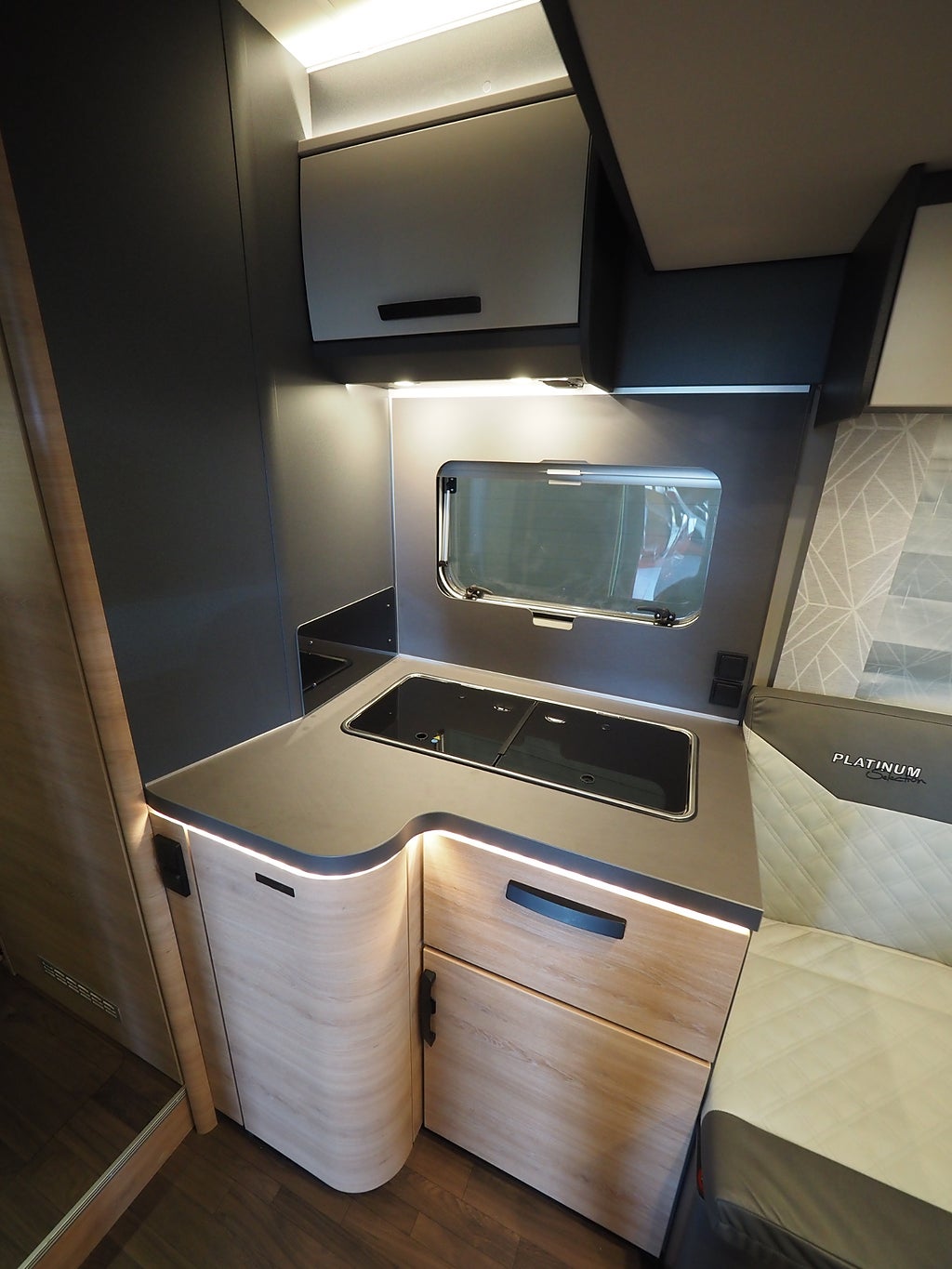Knaus L!ve Wave 700 LX Platinum Selection