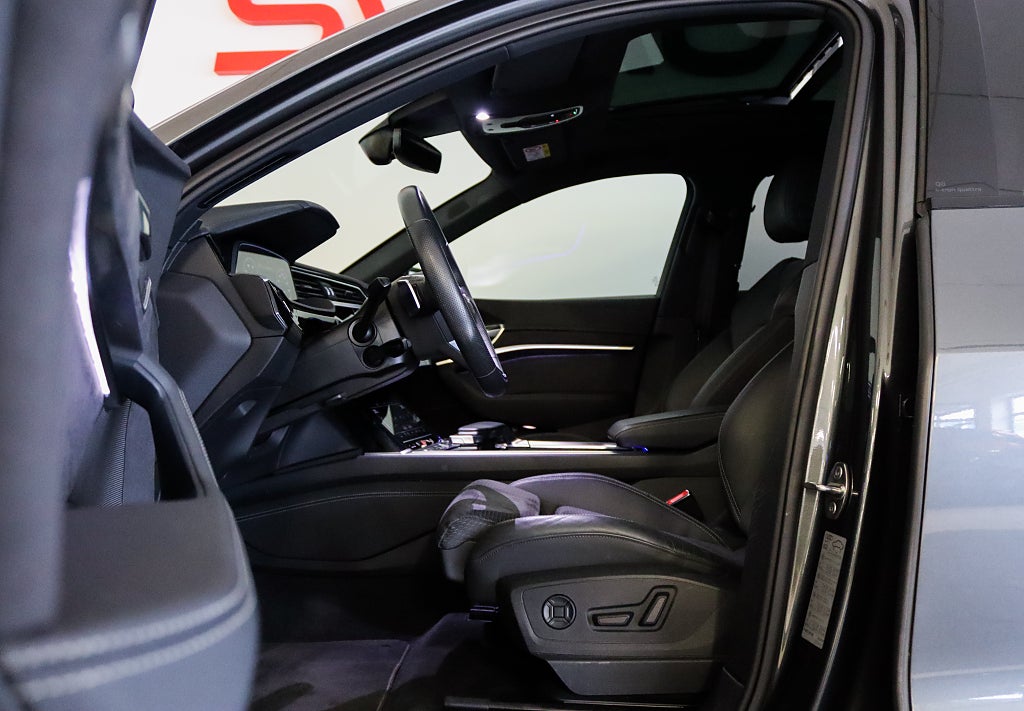 Audi Q8 e-tron Quattro S-line MOMS Pano B&O Matrix 360° Drag