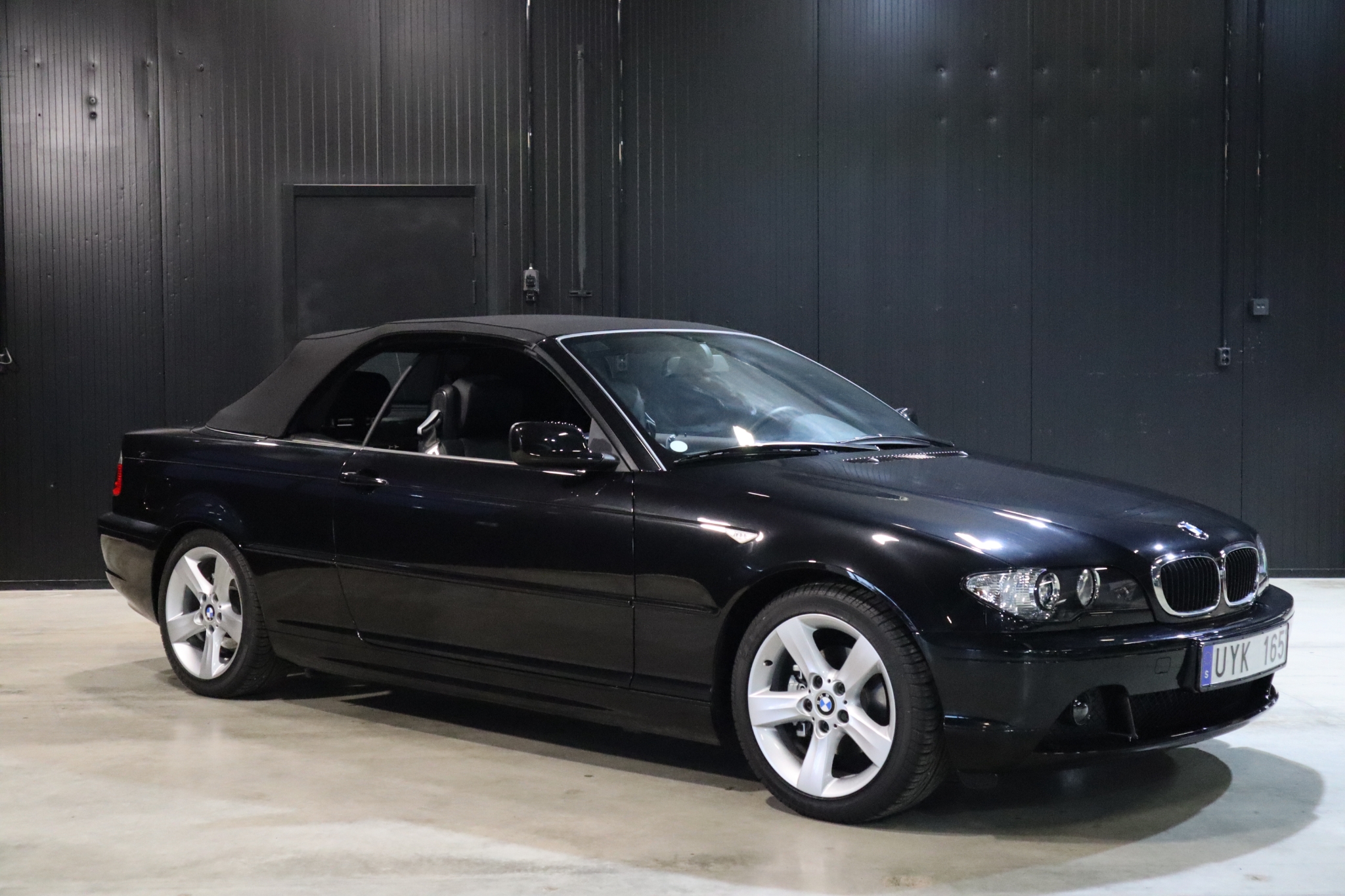 BMW 318 Ci Convertible (143hk) 2004, bild 2/51