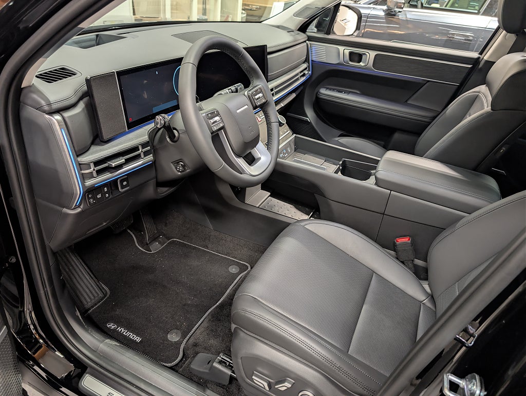 Hyundai Santa Fe PHEV Calligraphy Line 6-sits business lease thumbnail