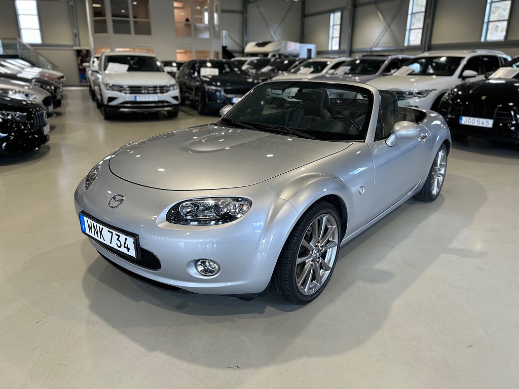 Mazda MX-5 Roadster Coupe 1.8 MZR Soft-Top / Manuell 126hk