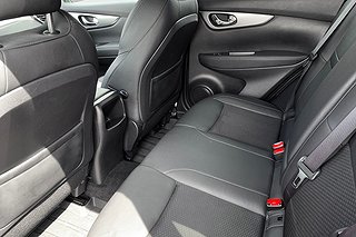 SUV Nissan Qashqai 17 av 21