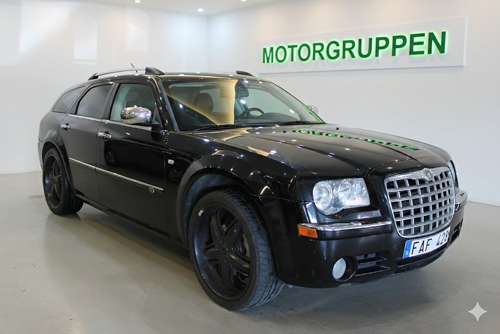 Chrysler 300C Touring 5.7 V8 AWD Automat Ny Besiktad