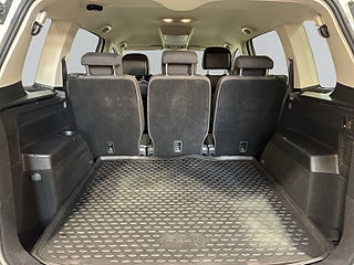 Volkswagen Touran 7-sits 1.0 TSI OPF Drag Kamera Psens S&V-däck ISOFIX