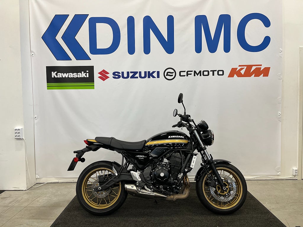 Kawasaki Z650 RS "Endast 186mil"